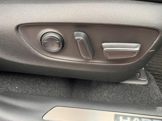 ハリアー Ｇ　Ｇ　　４ＷＤ　　モデリスタエロ　　トヨタセーフティセンス　　バックガイドモニター　ハーフレザーシート　デジタルインナーミラー　パワーリアゲート　モデリスタエアロ　ブルートゥース　純正ナビゲーション（24枚目）