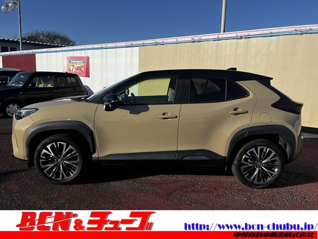 ヤリスクロス ハイブリッドＺ　ハイブリッドＺ　純正ディスプレイオーディオナビ　フルセグＴＶ　バックカメラ　パワーシート　クルコン　ステリモ　ＥＴＣ２．０　衝突被害軽減ブレーキ　シートヒーター　純正アルミホイール　横滑り防止機能（14枚目）