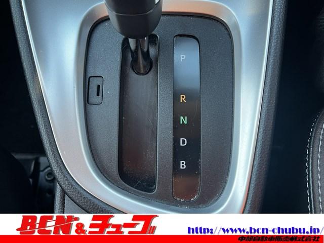 ヤリスクロス ハイブリッドＺ　ハイブリッドＺ　純正ディスプレイオーディオナビ　フルセグＴＶ　バックカメラ　パワーシート　クルコン　ステリモ　ＥＴＣ２．０　衝突被害軽減ブレーキ　シートヒーター　純正アルミホイール　横滑り防止機能（16枚目）