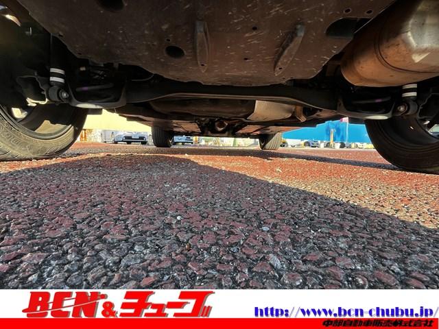 ヤリスクロス ハイブリッドＺ　ハイブリッドＺ　純正ディスプレイオーディオナビ　フルセグＴＶ　バックカメラ　パワーシート　クルコン　ステリモ　ＥＴＣ２．０　衝突被害軽減ブレーキ　シートヒーター　純正アルミホイール　横滑り防止機能（21枚目）