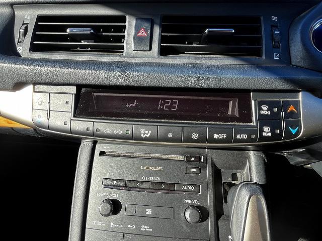 ＣＴ ＣＴ２００ｈ　バージョンＣ　２００ｈバージョンＣ　純正ナビ　フルセグＴＶ　バックモニター　キーフリー　プッシュスタート　アイドリングストップ　ＥＴＣ　ＨＩＤ　クルーズコントロール　前席パワーシート　パドルシフト　アイドリングＳ（21枚目）