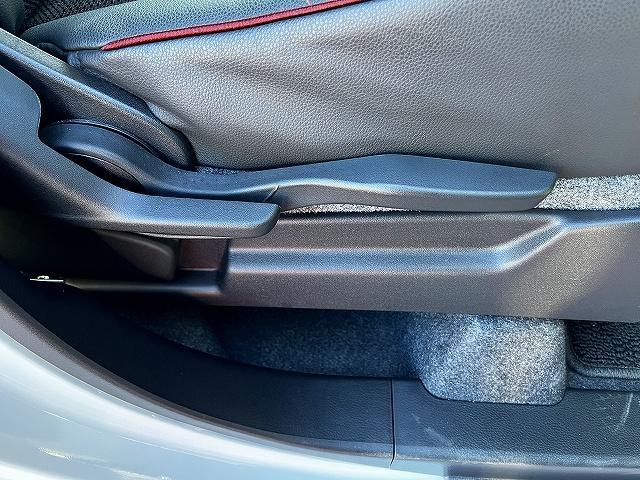 スペーシアカスタム ハイブリッドＸＳ　カスタムハイブリッドＸＳ　セーフティサポート　衝突被害軽減ブレーキ　シートヒーター　サーキュレーター　ヘッドアップディスプレイ　ＬＥＤヘッドライト　電動パーキング　マルチオットマン　キーフリー　Ｐスタ（10枚目）