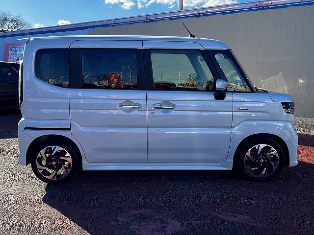 スペーシアカスタム ハイブリッドＸＳ　カスタムハイブリッドＸＳ　セーフティサポート　衝突被害軽減ブレーキ　シートヒーター　サーキュレーター　ヘッドアップディスプレイ　ＬＥＤヘッドライト　電動パーキング　マルチオットマン　キーフリー　Ｐスタ（17枚目）