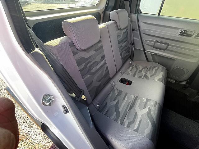 タフト Ｇターボ　Ｇターボ　社外ナビゲーション　バックカメラ　シートヒーター　前席シートヒーター　電動パーキング　ガラスルーフ　クルーズコントロール　ステアリングリモコン　キーフリーエントリーシステム　プッシュスタート（8枚目）