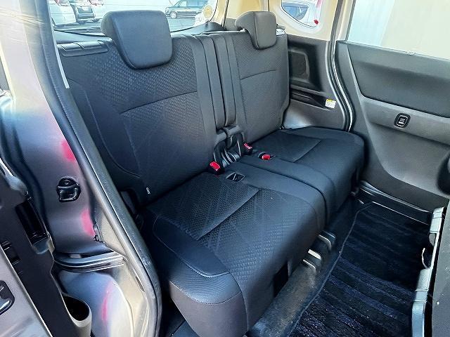 ソリオバンディット ハイブリッドＭＶ　ハイブリッドＭＶ　デュアルカメラパッケージ　車線逸脱アラート　ハイビームアシスト　片側パワースライドドア　横滑り防止機能（8枚目）