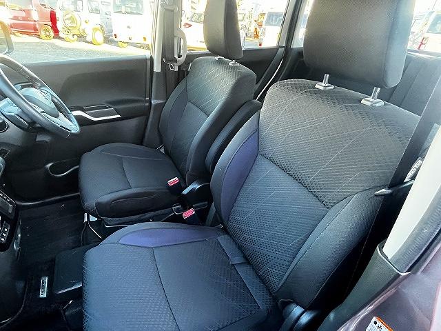 ソリオバンディット ハイブリッドＭＶ　ハイブリッドＭＶ　デュアルカメラパッケージ　車線逸脱アラート　ハイビームアシスト　片側パワースライドドア　横滑り防止機能（9枚目）