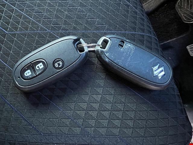 ソリオバンディット ハイブリッドＭＶ　ハイブリッドＭＶ　デュアルカメラパッケージ　車線逸脱アラート　ハイビームアシスト　片側パワースライドドア　横滑り防止機能（27枚目）