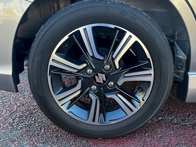 ソリオバンディット ハイブリッドＭＶ　ハイブリッドＭＶ　デュアルカメラパッケージ　車線逸脱アラート　ハイビームアシスト　片側パワースライドドア　横滑り防止機能（28枚目）