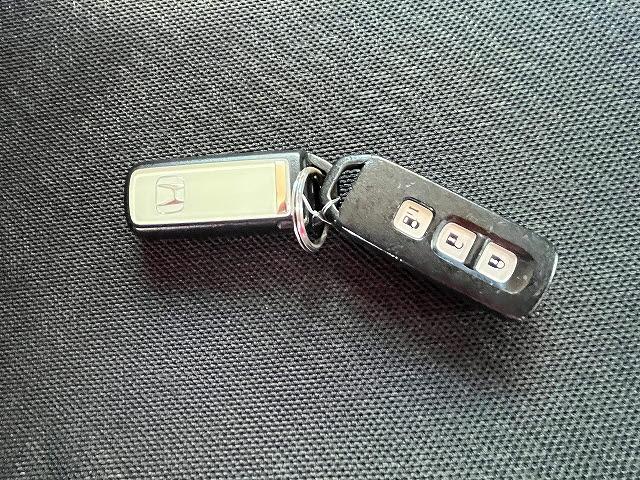 Ｎ－ＢＯＸカスタム Ｇ・Ａパッケージ　カスタムＧＡパッケージ　シティブレーキ　左パワースライドドア　サイドエアバク　社外ナビゲーション　バックカメラ　フルセグＴＶ　オートライト　キーフリーエントリーシステム　プッシュエンジンスタート（26枚目）