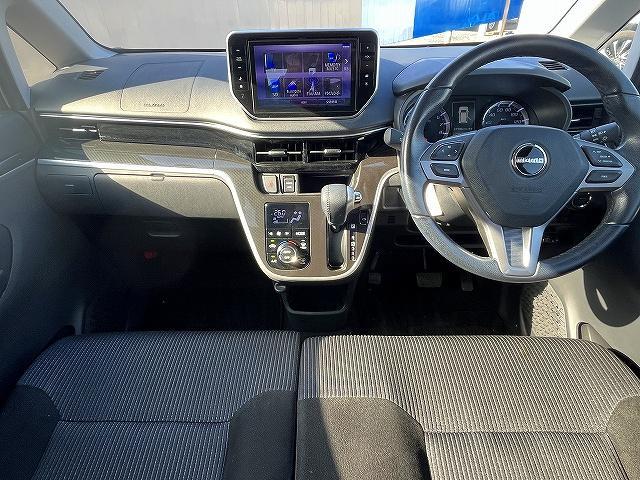 ムーヴ カスタム　ＸリミテッドＩＩ　ＳＡＩＩＩ　カスタムＸリミテッドＩＩＳＡＩＩＩ　衝突被害軽減ブレーキ　横滑り防止機能　ペダル踏み間違い防止機能　シートヒーター　ドライブレコーダー　ＥＴＣ　アラウンドビューカメラ　ＬＥＤヘッドライト　ＥＴＣ（4枚目）