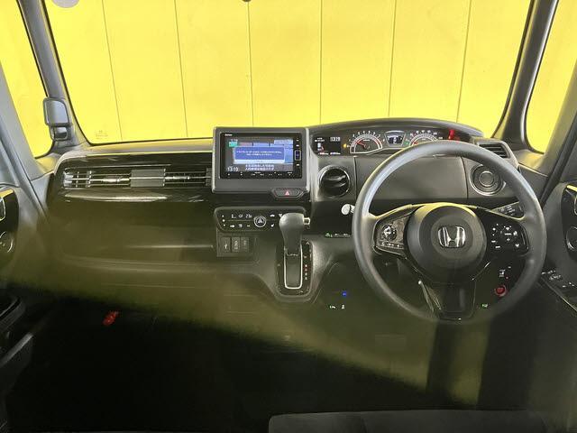 Ｎ－ＢＯＸカスタム Ｌ　４ＷＤ　走行：２００００万キロ　衝突軽減ブレーキ　ナビ　フルセグＴＶ　ＤＶＤ再生　Ｂｌｕｅｔｏｏｔｈ　バックカメラ　ＥＴＣ車載器　ＬＥＤヘッドライト　両側パワースライドドア　プッシュスタート（11枚目）