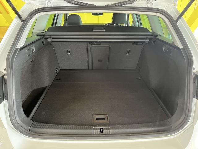 ゴルフヴァリアント ＴＳＩ　コンフォートライン　ヴァリアントＴＳＩ　コンフォートライン　車検：令和９年８月　走行：１２０００キロ　ナビ　ＴＶ　ＥＴＣ車載器（8枚目）