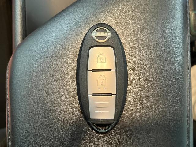 ノート ｅ－パワー　Ｘ　プロパイロット　アラウンドビューモニター　Ｄオーディオ　Ｂｌｕｅｔｏｏｔｈ　ＥＴＣ車載器　電動パーキングブレーキ　ブレーキオートホールド　プッシュスタート　キーフリー　ＬＥＤヘッドライト（27枚目）