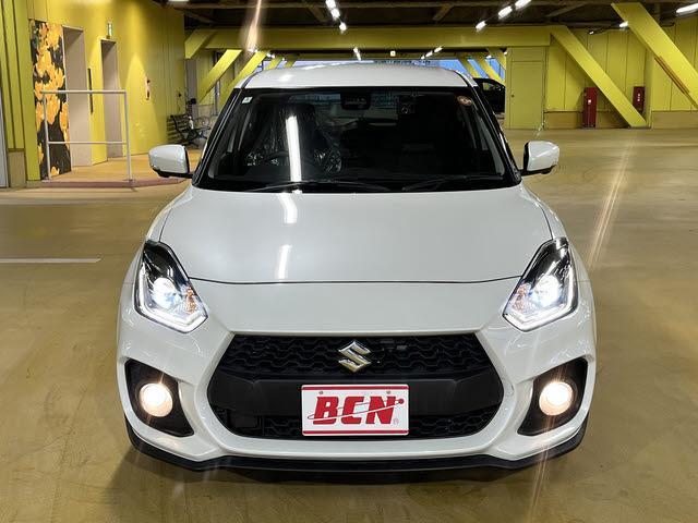 スイフトスポーツ ベースグレード　車検：令和９年３月　スポーツ　６速マニュアル　８インチナビ　フルセグＴＶ　ＤＶＤ再生　Ｂｌｕｅｔｏｏｔｈ　全方位カメラ　ＥＴＣ車載器　ＬＥＤヘッドライト　クルーズコントロール　プッシュスタート（2枚目）