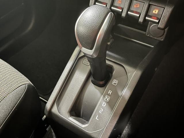 ジムニー ＸＣ　車検：令和８年５月　走行：２８０００キロ　衝突軽減ブレーキ　ナビ　ＴＶ　バックカメラ　ＥＴＣ車載器　クルーズコントロール　プッシュスタート　キーフリー（19枚目）