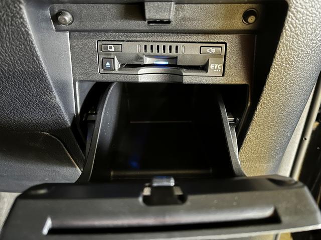 ヴェルファイア 2.5Z ゴールデンアイズ 2.5Zゴールデンアイズ_純正ナビ フルセグTV バックカメラ ETC ドライブレコーダー 両側パワースライドドア LEDヘッドライト 純正フルエアロ クルーズコントロール フリップダウンモニター(30枚目)