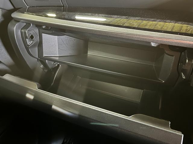 ヴェルファイア 2.5Z ゴールデンアイズ 2.5Zゴールデンアイズ_純正ナビ フルセグTV バックカメラ ETC ドライブレコーダー 両側パワースライドドア LEDヘッドライト 純正フルエアロ クルーズコントロール フリップダウンモニター(37枚目)