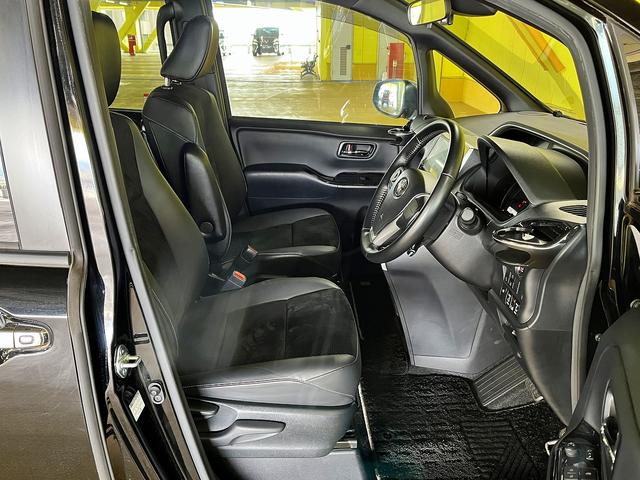 ヴォクシー ZS 煌III ZSキラメキ3_10インチナビ_トヨタセーフティーセンス ETC2.0 純正ナビ フルセグTV バックカメラ ドライブレコーダー 両側パワースライドドア LEDヘッドライト クルコン FDモニター(11枚目)