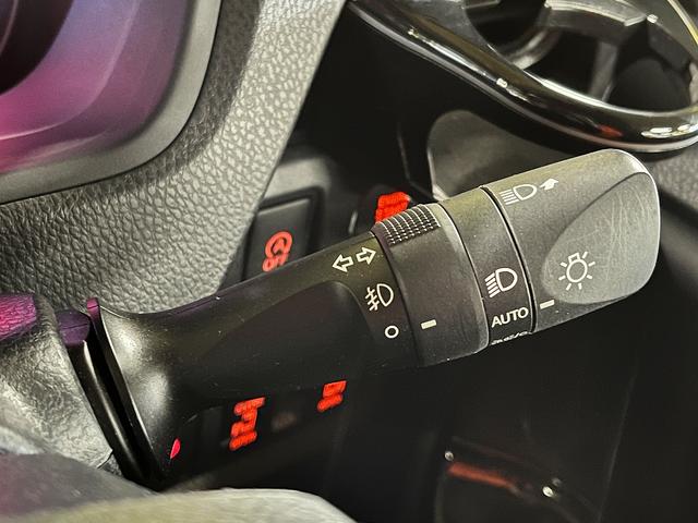 ヴォクシー ZS 煌III ZSキラメキ3_10インチナビ_トヨタセーフティーセンス ETC2.0 純正ナビ フルセグTV バックカメラ ドライブレコーダー 両側パワースライドドア LEDヘッドライト クルコン FDモニター(22枚目)