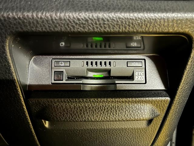 ヴォクシー ZS 煌III ZSキラメキ3_10インチナビ_トヨタセーフティーセンス ETC2.0 純正ナビ フルセグTV バックカメラ ドライブレコーダー 両側パワースライドドア LEDヘッドライト クルコン FDモニター(30枚目)