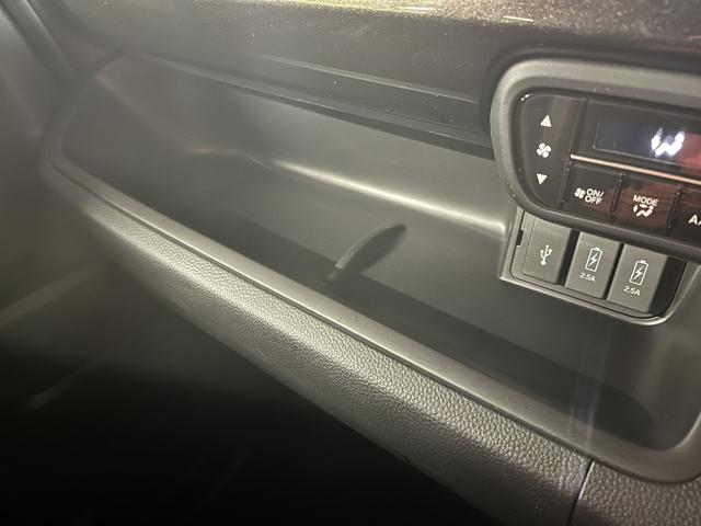 N-BOXカスタム G・Lターボホンダセンシング カスタムGLターボ_ホンダセンシング 純正ナビ フルセグTV バックカメラ 両側パワースライドドア ドライブレコーダー LEDヘッドライト シートヒーター クルーズコントロール(40枚目)