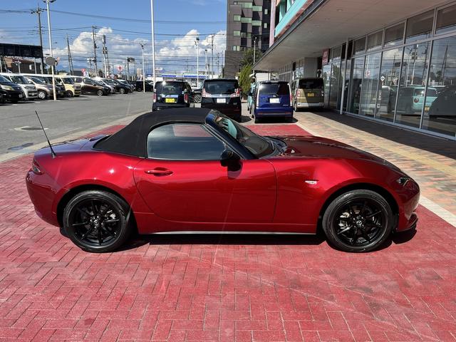 ロードスター ＲＳ　ＲＳ　純正ナビ　ＴＶ　クルーズコントロール　シートヒーター　ＲＥＣＡＲＯハーフレザーシート　ＬＥＤヘッドライト　ＥＴＣ　ＵＳＢ　Ｂｌｕｅｔｏｏｔｈ（8枚目）