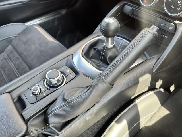 ロードスター ＲＳ　ＲＳ　純正ナビ　ＴＶ　クルーズコントロール　シートヒーター　ＲＥＣＡＲＯハーフレザーシート　ＬＥＤヘッドライト　ＥＴＣ　ＵＳＢ　Ｂｌｕｅｔｏｏｔｈ（22枚目）