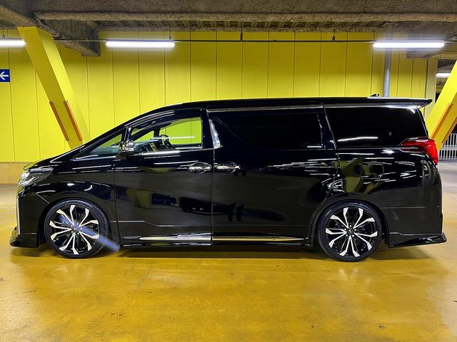 アルファード ３．５エグゼクティブラウンジＳ　３．５エグゼクティブラウンジＳ＿ＴＲＤエアロ　純正ナビ　ＴＶ　全方位カメラ　両側パワースライドドア　クルーズコントロール　シートベンチレーション（8枚目）