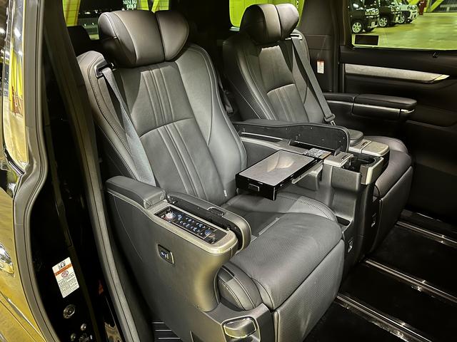 アルファード ３．５エグゼクティブラウンジＳ　３．５エグゼクティブラウンジＳ＿ＴＲＤエアロ　純正ナビ　ＴＶ　全方位カメラ　両側パワースライドドア　クルーズコントロール　シートベンチレーション（38枚目）