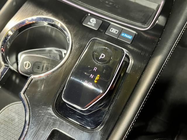 エクストレイル G e-4ORCE G-e4ORCE_PWバックドア 純正ナビ TV シートヒーター インテリジェントクルーズコントロール 全方位モニター(31枚目)