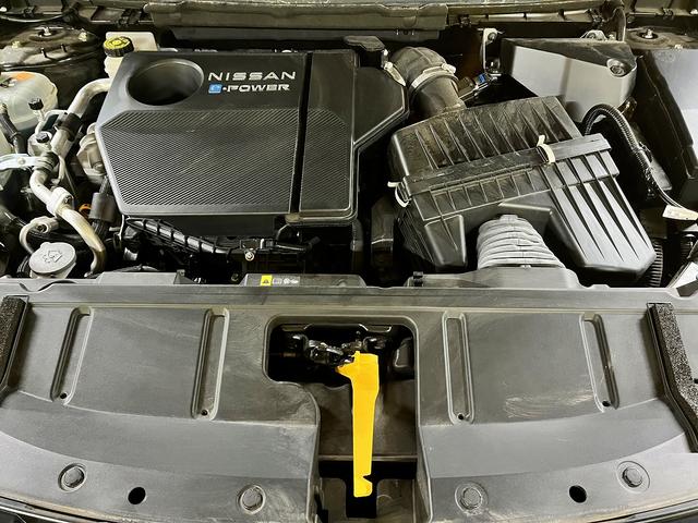 エクストレイル G e-4ORCE G-e4ORCE_PWバックドア 純正ナビ TV シートヒーター インテリジェントクルーズコントロール 全方位モニター(61枚目)