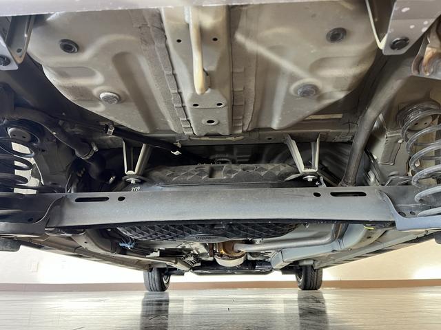 タント ファンクロス　ベース＿Ｗパワスラ　社外ナビ　両側パワースライドドア　ＬＥＤライト　スマートアシスト　シートヒーター　ルーフレール　ＣＤ　コーナーセンサー　電子パーキング（51枚目）