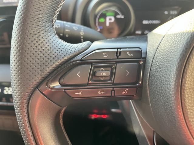 ヤリスクロス ハイブリッド　ＧＲスポーツ　ハイブリッドＧＲスポーツ＿　純正ディスプレイオーディオ　全方位モニター　プリクラッシュセーフティ　クルーズコントロール　レーントレーシングアシスト　パーキングサポートブレーキ　ドラレコ（14枚目）