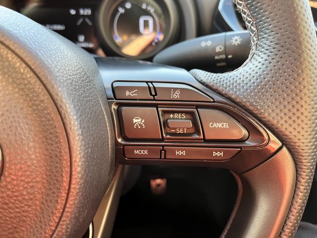 ヤリスクロス ハイブリッド　ＧＲスポーツ　ハイブリッドＧＲスポーツ＿　純正ディスプレイオーディオ　全方位モニター　プリクラッシュセーフティ　クルーズコントロール　レーントレーシングアシスト　パーキングサポートブレーキ　ドラレコ（15枚目）