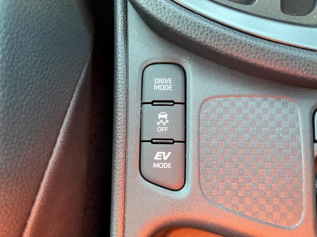 ヤリスクロス ハイブリッド　ＧＲスポーツ　ハイブリッドＧＲスポーツ＿　純正ディスプレイオーディオ　全方位モニター　プリクラッシュセーフティ　クルーズコントロール　レーントレーシングアシスト　パーキングサポートブレーキ　ドラレコ（26枚目）