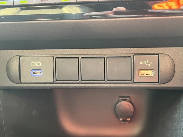 ヤリスクロス ハイブリッド　ＧＲスポーツ　ハイブリッドＧＲスポーツ＿　純正ディスプレイオーディオ　全方位モニター　プリクラッシュセーフティ　クルーズコントロール　レーントレーシングアシスト　パーキングサポートブレーキ　ドラレコ（28枚目）