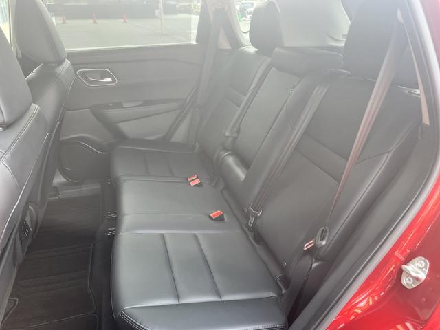 エクストレイル G e-4ORCE G-e4ORCE_コネクトナビ/フルセグ 全方位モニター プロパイロット プロパイロットパーキング エマージェンシーブレーキ シートヒーター オートバックドア LEDヘッドライト ドラレコ(42枚目)