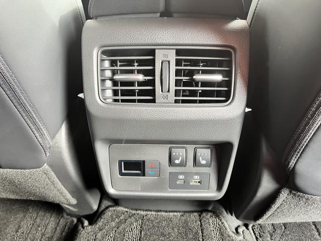 エクストレイル G e-4ORCE G-e4ORCE_コネクトナビ/フルセグ 全方位モニター プロパイロット プロパイロットパーキング エマージェンシーブレーキ シートヒーター オートバックドア LEDヘッドライト ドラレコ(43枚目)