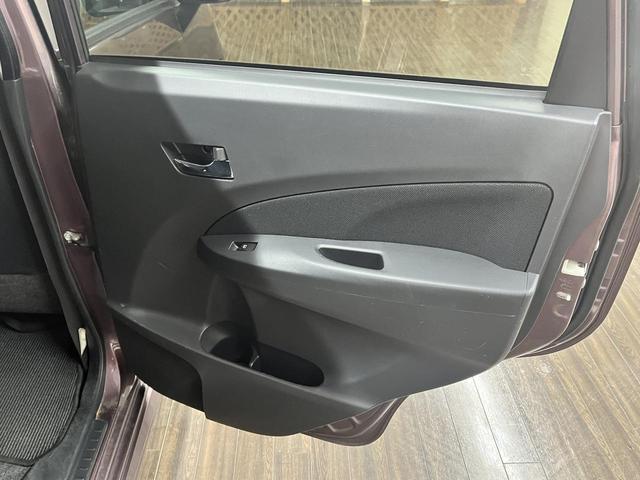 ムーヴ カスタム　ＲＳ　ＲＳ＿社外ナビ　フルセグＴＶ　ＨＩＤヘッドライト　ウィンカードアミラー　プッシュスタート　キーフリー　ＣＤ　ＤＶＤ（28枚目）