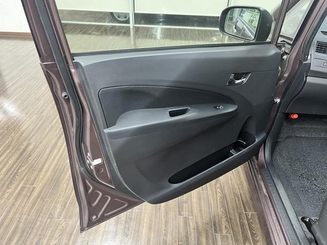 ムーヴ カスタム　ＲＳ　ＲＳ＿社外ナビ　フルセグＴＶ　ＨＩＤヘッドライト　ウィンカードアミラー　プッシュスタート　キーフリー　ＣＤ　ＤＶＤ（30枚目）