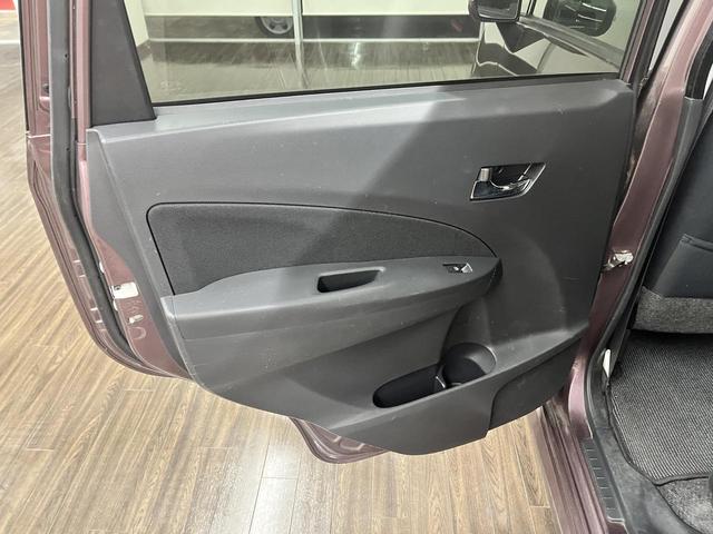 ムーヴ カスタム　ＲＳ　ＲＳ＿社外ナビ　フルセグＴＶ　ＨＩＤヘッドライト　ウィンカードアミラー　プッシュスタート　キーフリー　ＣＤ　ＤＶＤ（34枚目）