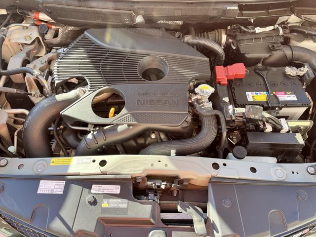ジューク ニスモ　４ＷＤ　ターボ　純正アルミ　全方位カメラ　ＥＴＣ　キーフリー　プッシュスタート　ＨＩＤヘッドライト　オートライト（36枚目）