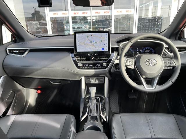 カローラクロス ハイブリッド　Ｚ　ハイブリッドＺ＿純正１０．５インチナビ　ＴＶ　バックカメラ　ＥＴＣ２．０　パワーバックドア　レーダークルーズコントロール　シートヒーター　ＬＥＤヘッドライト　パワーシート　Ｂｌｕｅｔｏｏｔｈ　ＵＳＢ（14枚目）