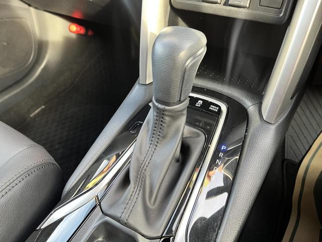 カローラクロス ハイブリッド　Ｚ　ハイブリッドＺ＿純正１０．５インチナビ　ＴＶ　バックカメラ　ＥＴＣ２．０　パワーバックドア　レーダークルーズコントロール　シートヒーター　ＬＥＤヘッドライト　パワーシート　Ｂｌｕｅｔｏｏｔｈ　ＵＳＢ（26枚目）