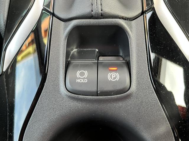 カローラクロス ハイブリッド　Ｚ　ハイブリッドＺ＿純正１０．５インチナビ　ＴＶ　バックカメラ　ＥＴＣ２．０　パワーバックドア　レーダークルーズコントロール　シートヒーター　ＬＥＤヘッドライト　パワーシート　Ｂｌｕｅｔｏｏｔｈ　ＵＳＢ（28枚目）