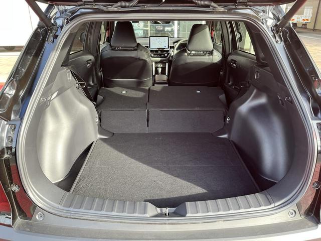 カローラクロス ハイブリッド　Ｚ　ハイブリッドＺ＿純正１０．５インチナビ　ＴＶ　バックカメラ　ＥＴＣ２．０　パワーバックドア　レーダークルーズコントロール　シートヒーター　ＬＥＤヘッドライト　パワーシート　Ｂｌｕｅｔｏｏｔｈ　ＵＳＢ（43枚目）