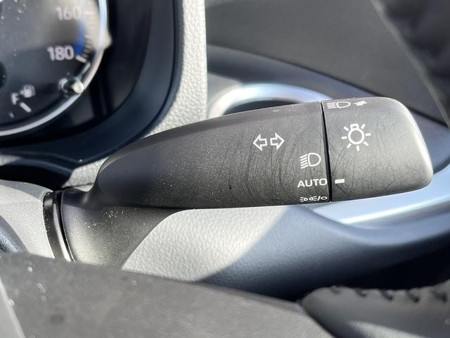 ヴォクシー ハイブリッドS-G ナビ バックカメラ 前後ドラレコ ETC2.0 フルセグTV HDMI 両側電動スライド 追従型クルコン 車線逸脱防止 衝突被害軽減ブレーキ ワンオーナー キーフリー プッシュスタート(27枚目)