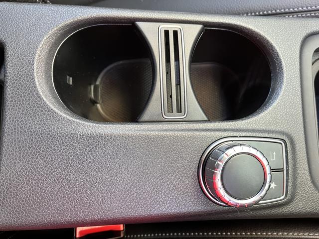 �����̕������S���Ă��˗��������I���X�ł́A�k�͖k�C���E��͉��ꌧ�܂őS���ɔ̔��E�[�Ԏ��т��������܂��B����A���X�ɂ��C���������I�s�d�k�˂O�Q�V�|�R�T�O�|�P�X�P�P