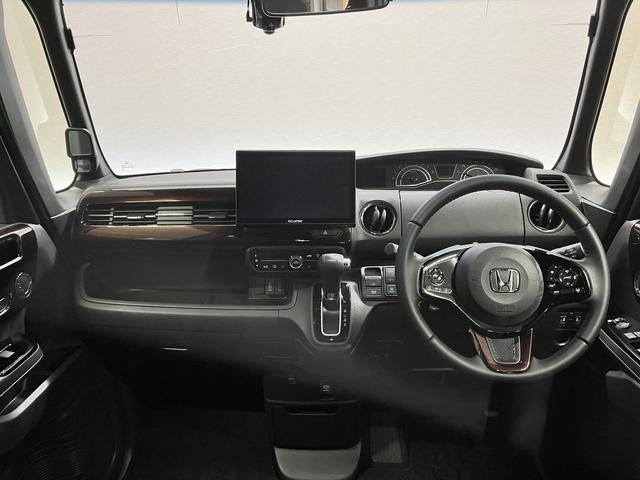 Ｎ－ＢＯＸカスタム Ｌターボ　両側パワスラ　ナビ　フルセグＴＶ　ＥＴＣ　ドラレコ　シートヒーター　アイドリングストップ　バックカメラ　追従型クルコン　電子パーキング　ブレーキホールド　ＣＤ　ＤＶＤ　Ｂｌｕｅｔｏｏｔｈ　ステリモ（18枚目）