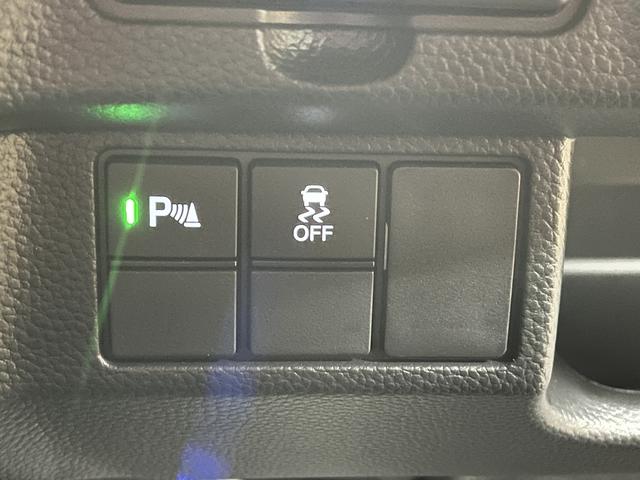 Ｎ－ＢＯＸカスタム Ｌターボ　両側パワスラ　ナビ　フルセグＴＶ　ＥＴＣ　ドラレコ　シートヒーター　アイドリングストップ　バックカメラ　追従型クルコン　電子パーキング　ブレーキホールド　ＣＤ　ＤＶＤ　Ｂｌｕｅｔｏｏｔｈ　ステリモ（28枚目）